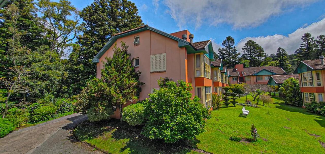 Duplex Floresta Negra - Sua Base Perfeita Em Gramado! Otima Localizacao Lagonegro 500M - 02 Quartos E 02 Banheiros Para Familia Em Condominio Fechad0, Cozinha Completa Com Garagem E Portaria 24H Kültér fotó